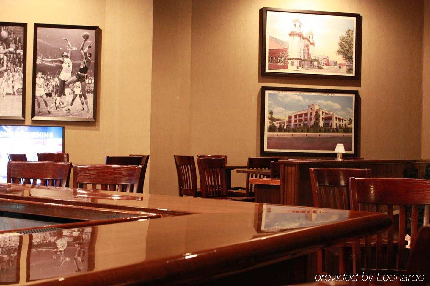 Doubletree By Hilton Boston-Milford Otel Restoran fotoğraf